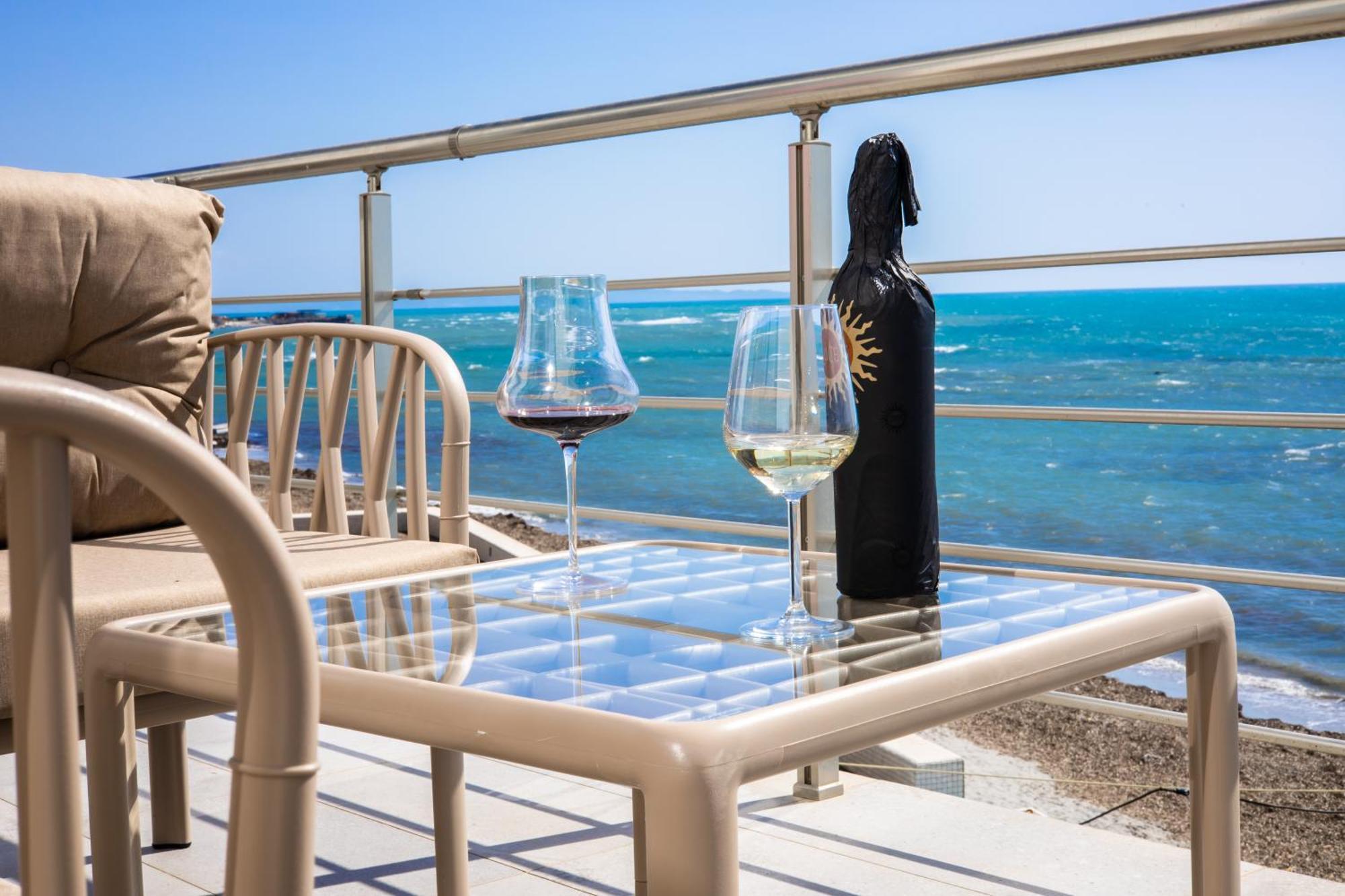 Costa Del Sol Hotel Durrës Eksteriør billede