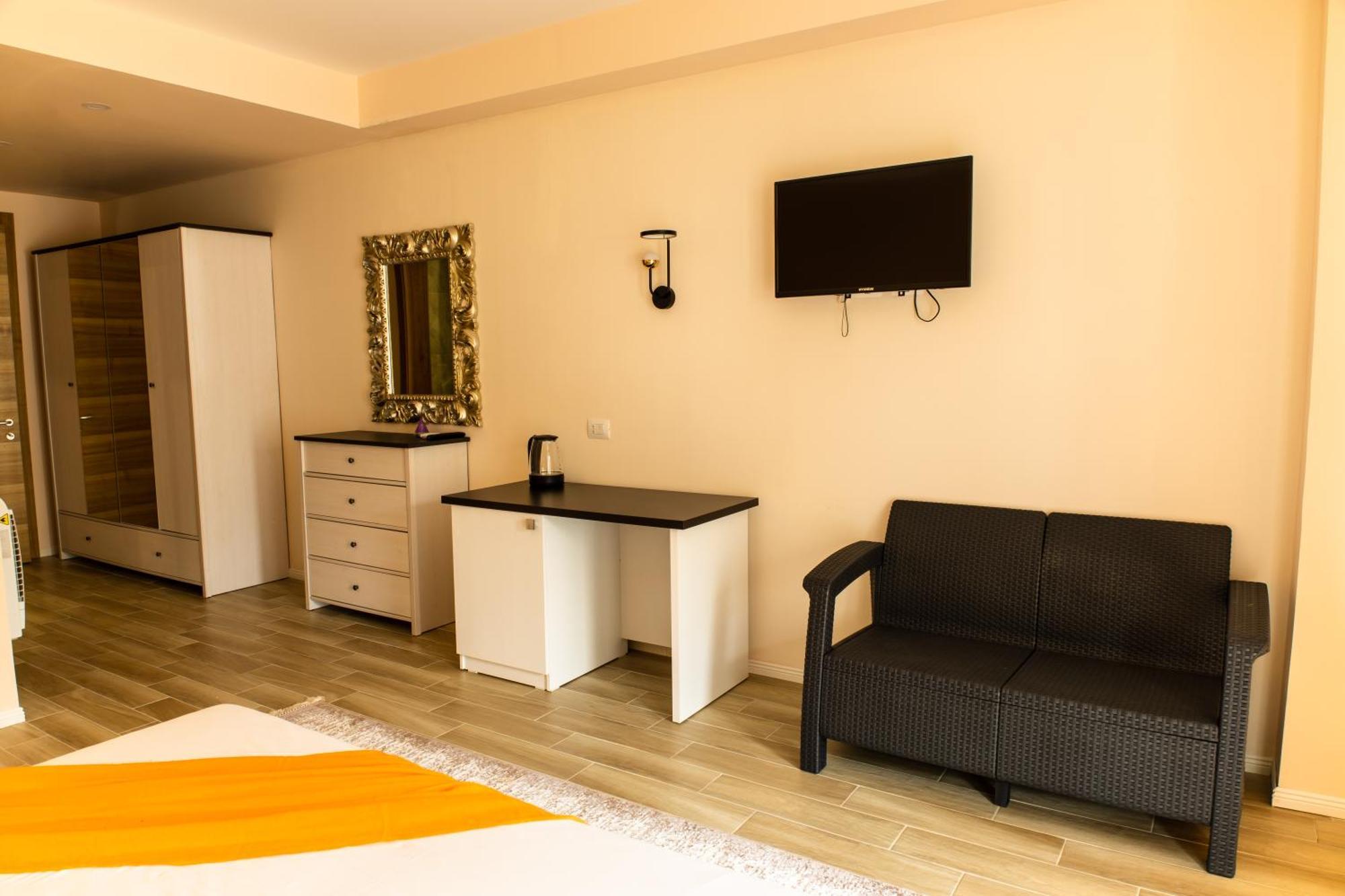 Costa Del Sol Hotel Durrës Eksteriør billede